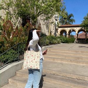 Meet your Posher, Bella